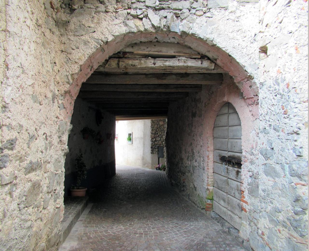 Antica Osteria Pace Hotel Moerna Buitenkant foto